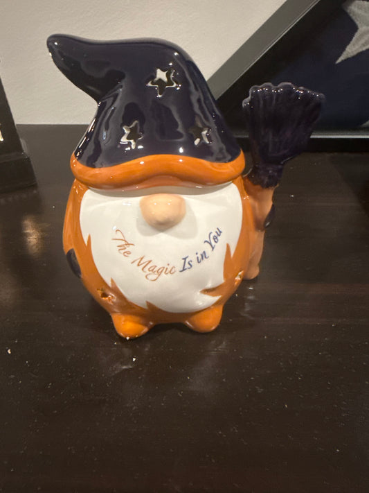 Magic is In You Gnome Wax Melter